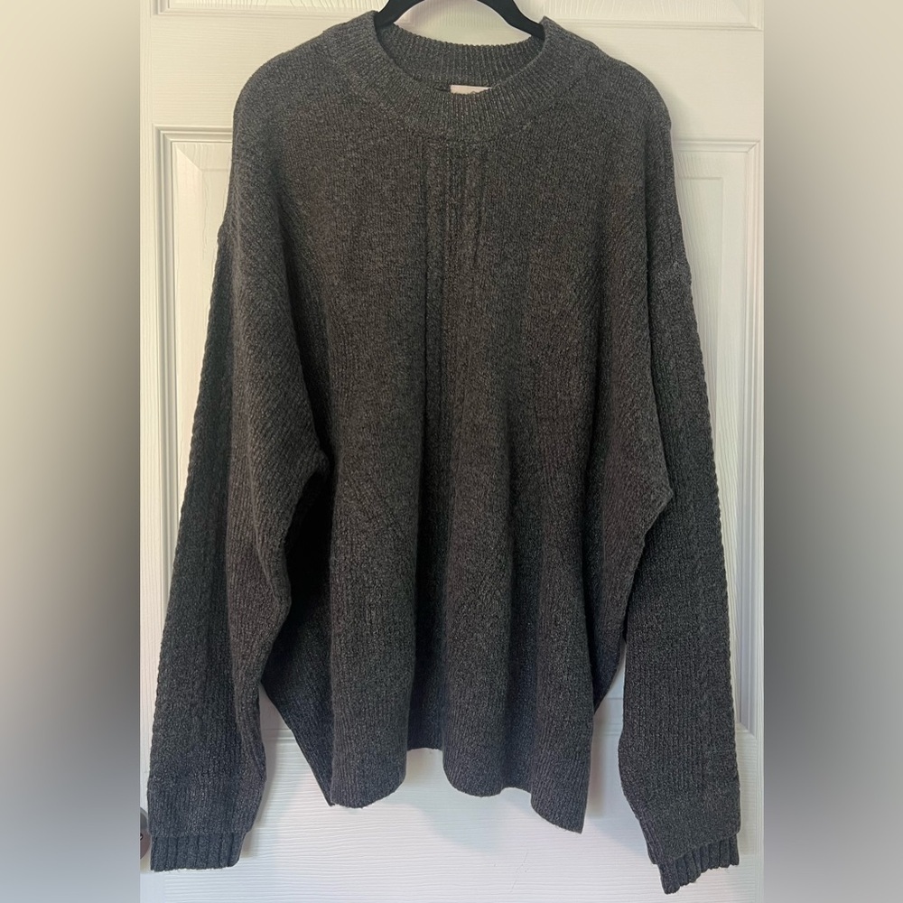 Women's New With tags St. Johns Bay Charcoal Heather Knit Sweater
